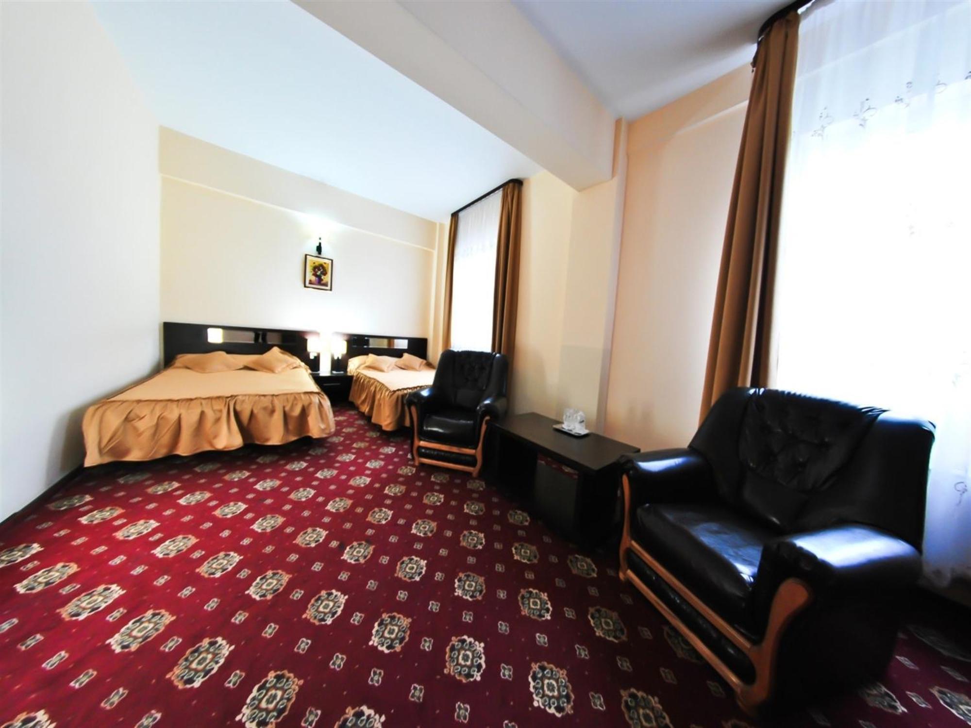 Hotel Magic Gt Trivale Питещ Стая снимка