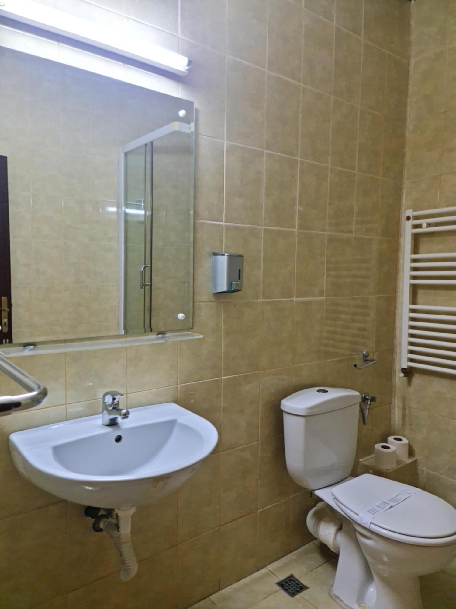Hotel Magic Gt Trivale Питещ Екстериор снимка