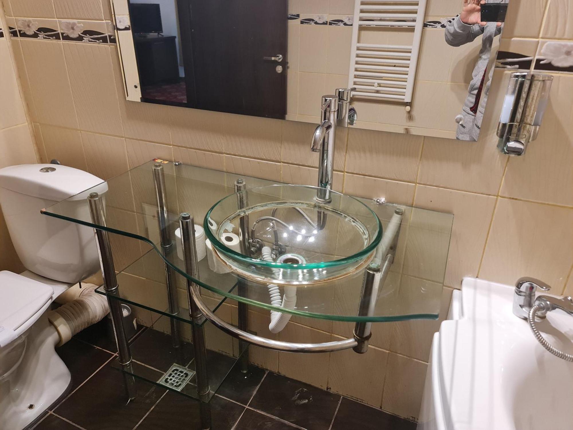 Hotel Magic Gt Trivale Питещ Екстериор снимка